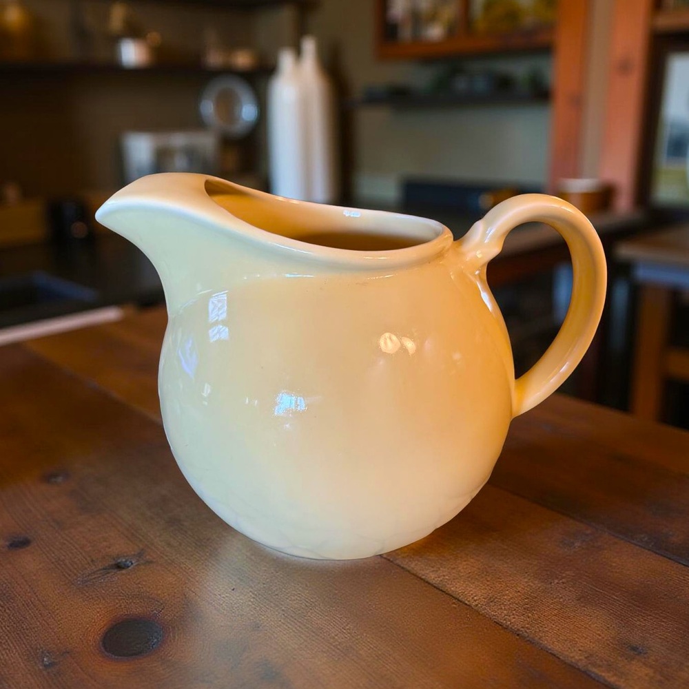 Lu-Ray Pastels Vintage Antique EUC Large Yellow Ceramic Pitcher Made in USA
